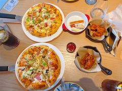 -必胜客(大宁路店)