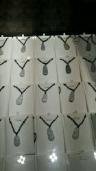 -北京七彩云南翡翠珠宝旗舰店(月坛店)