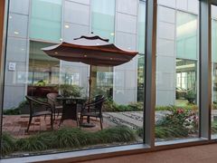 -杭州中升之星奔驰4S店(滨江店)