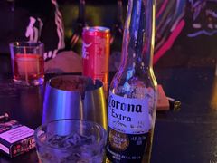 -vimi便利店酒吧