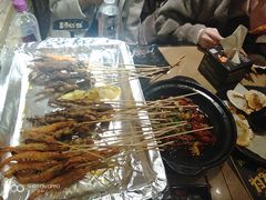 -何师烧烤·香辣蟹·川菜·30年老品牌(太古里旗舰店)