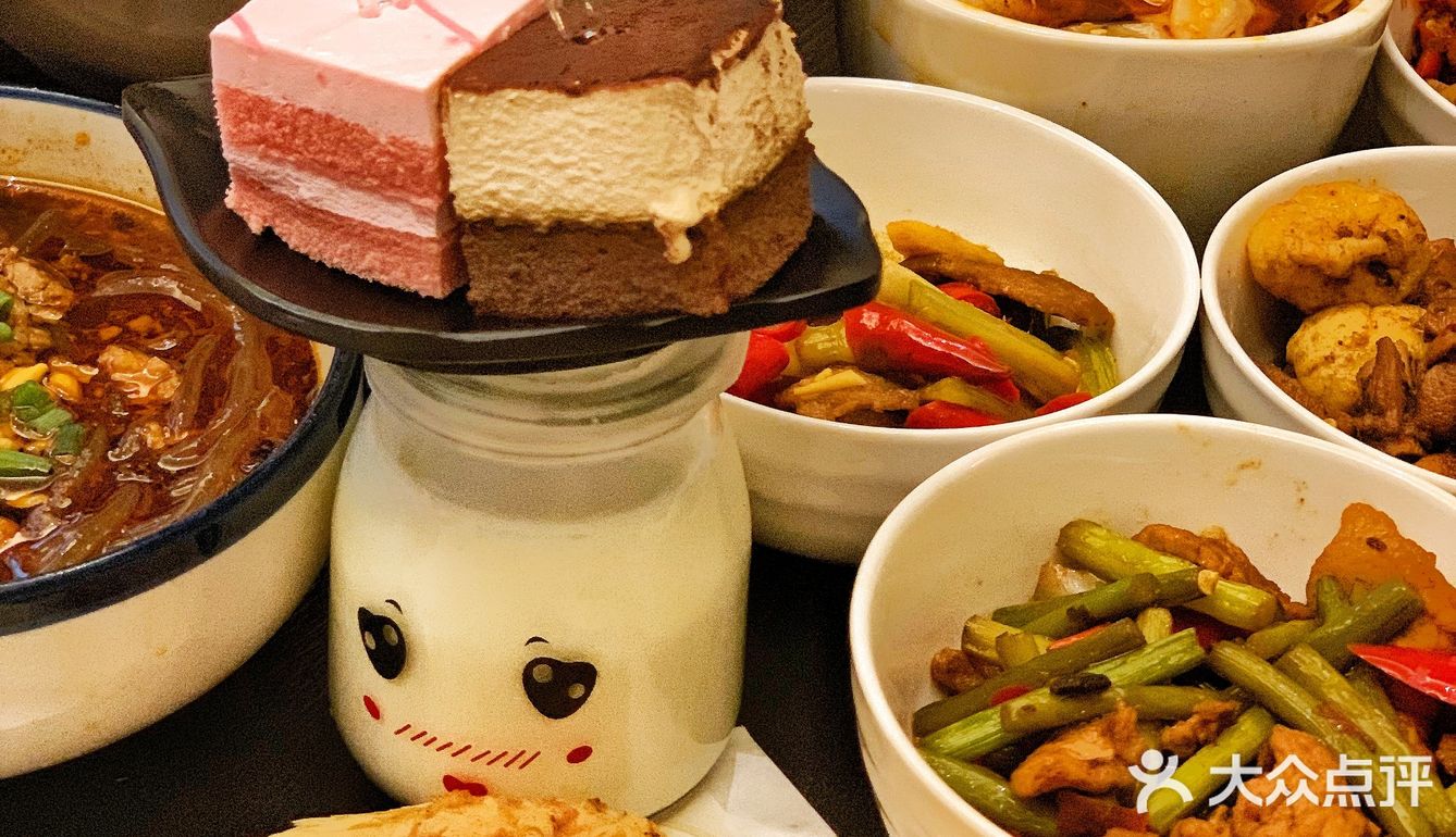 把足浴店吃成自助餐是什么感觉…重庆风味！