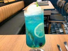 -BHC炸鸡(明洞总店)