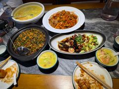 -大胡同天津菜·海肠捞饭·津门皮皮虾锅贴一绝(西姜井店)