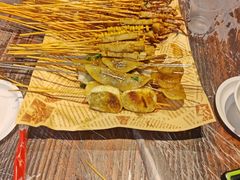 -老街烧烤大排档·地道湖北菜·龙虾馆(汉口火车站店)