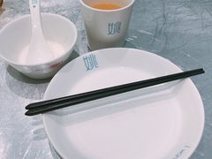 -姚姚酸菜鱼·金戈戈香港豉油鸡(喜荟城联名店)