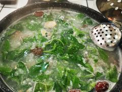 -领鲜现切猪杂火锅(番禺桥南店)