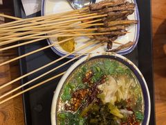 -云阿蛮云南生烫牛肉米线(奉贤路店)