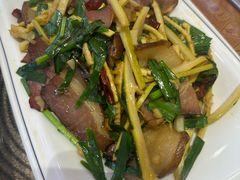-钟记陕南菜·煎锅鱼(红专南路店)