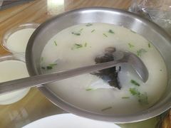 -雪湖煜辰鱼头老店(雪野湖店)