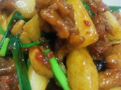 -隔壁老王·家常云南菜(花巷店)