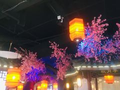 -荷塘秋月·本帮江浙菜(国权路店)