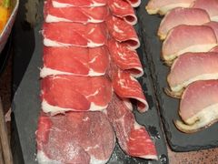 五花肉肉片-旺福·贵州酸汤牛肉火锅(陆悦天地店)