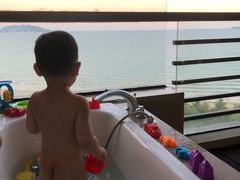 -三亚湾海居铂尔曼度假酒店