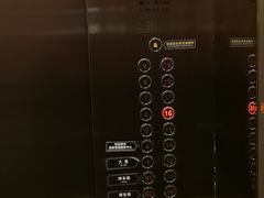 -芷迹江景酒店(五一广场汇景城店)