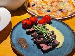 -JINNS锦时 steak&pizza(浸信会礼拜堂旧址店)