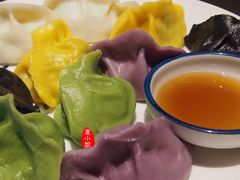 五味海鲜水饺拼盘-东莱馋房(陆家嘴店)