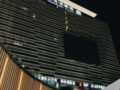 -谷莠子花艺·气球派对·绿植造景·花艺沙龙(金光华广场店)