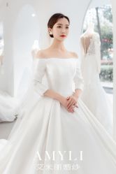 -艾米丽婚纱礼服