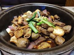 牛丸牛杂煲-蜀八婆鲍鱼鸡煲虾(宝安坪洲店)