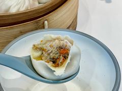 -馋三尺蟹粉小笼(人民广场店)