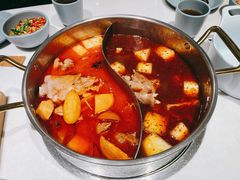 酸汤猪手火锅-小街猪手(团结湖店)