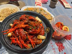 -肥肥虾庄·金牌油焖大虾(杨园滨江时代walk店)