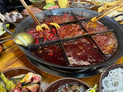 -正南齊北重庆老火锅(光华村直营店)