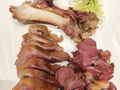-品悦酒店(三林古镇店)