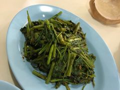 -纽顿熟食中心