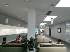 -温州中升华奥奥迪4S店(塘下店)
