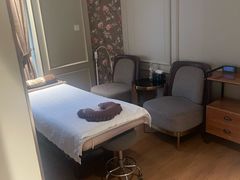 -莱蔻·圣灸堂·推拿艾灸(天山店)