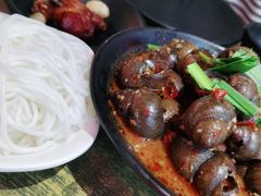 -老闵田螺馆·南昌特色小炒(梦时代店)