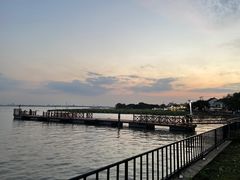 -七的湖·晚芳亭·阳澄湖农家菜·大闸蟹(莲花岛店)