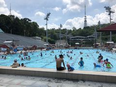 -越秀山游泳场