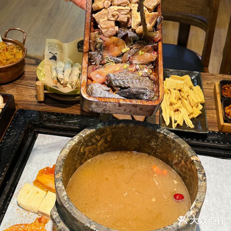 大理这个菌子火锅暖胃又暖心