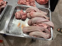 -标记美食新鲜猪杂(兴南大道店)