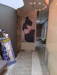 -More摩尔医美の注射线雕光电中心