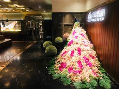 -半岛翡丽海鲜自助餐厅(观风亭店)