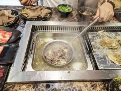 -牛里牛气· 榴莲海鲜鲜牛肉自助火锅·烤肉(横岗店)