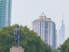 -紫峰大厦
