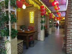 -闯关东东北农家菜(崂山石老人店)