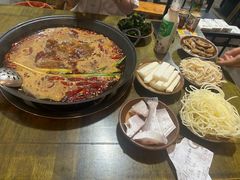 -黄潇洒老火锅(九眼桥宏济巷店)