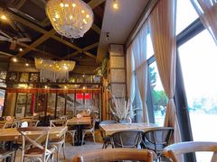 -玛格萝妮(汇智国际商业中心店)