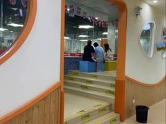 -蓝旗亲子游泳(范湖万达广场店)