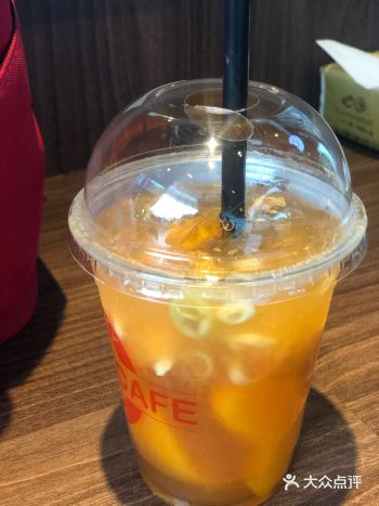 倒是有独立的wifi,可是也不能看视频啥的,很卡