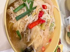 -谭仔云南米线(粉岭车站路店)