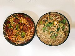 -玲玲米粉·新疆现炒米粉(大十字总店)