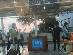 -岳阳东站
