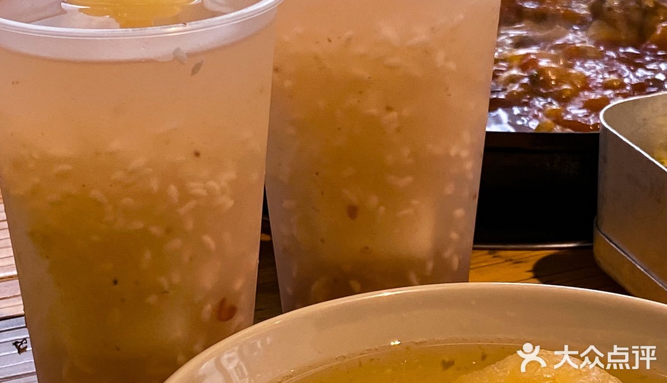 现炒底料的川味鱼火锅，涮起来那叫一个香‼️